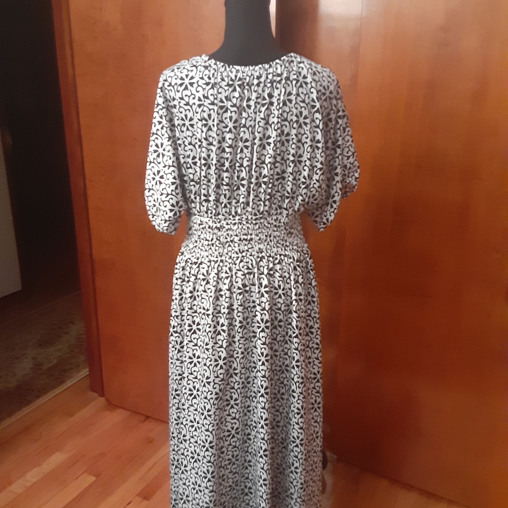 Ann Taylor Black & White Maxidress - Picture 7 of 8